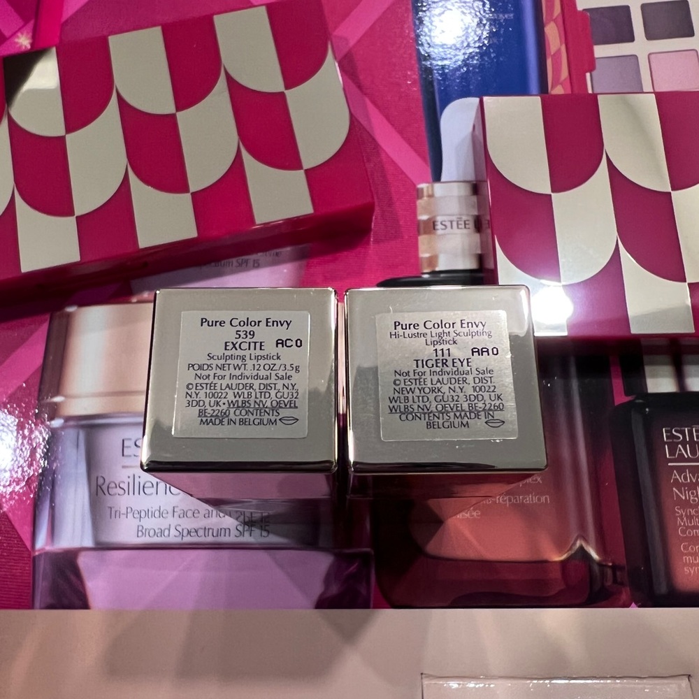 Estee Lauder Eye Shadow & Cheek Palette & Lipstic